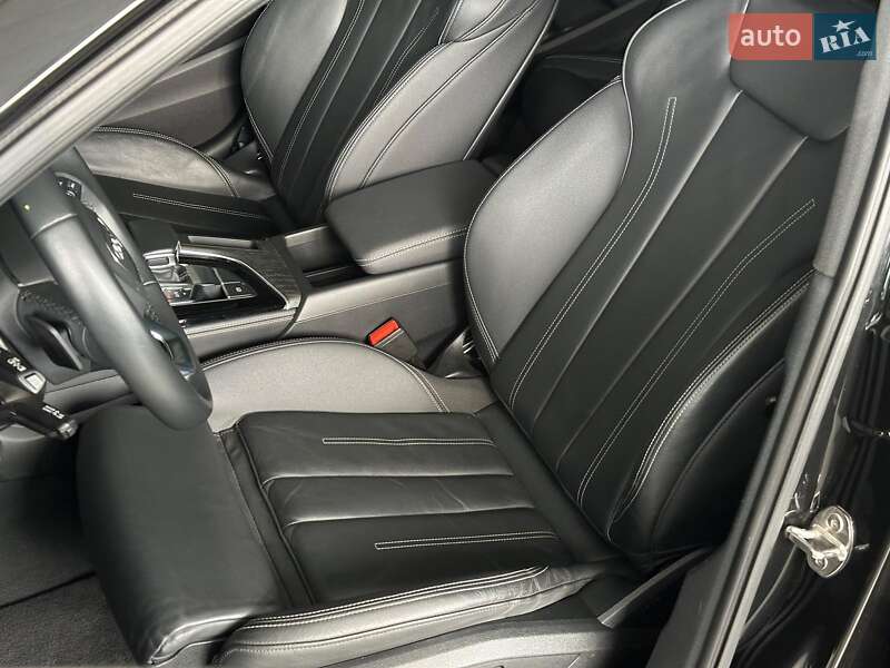 Седан Audi A4 2024 в Одесі