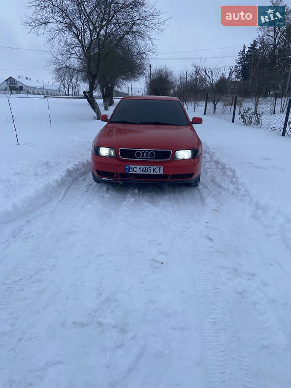 Седан Audi A4 1995 в Тернополе
