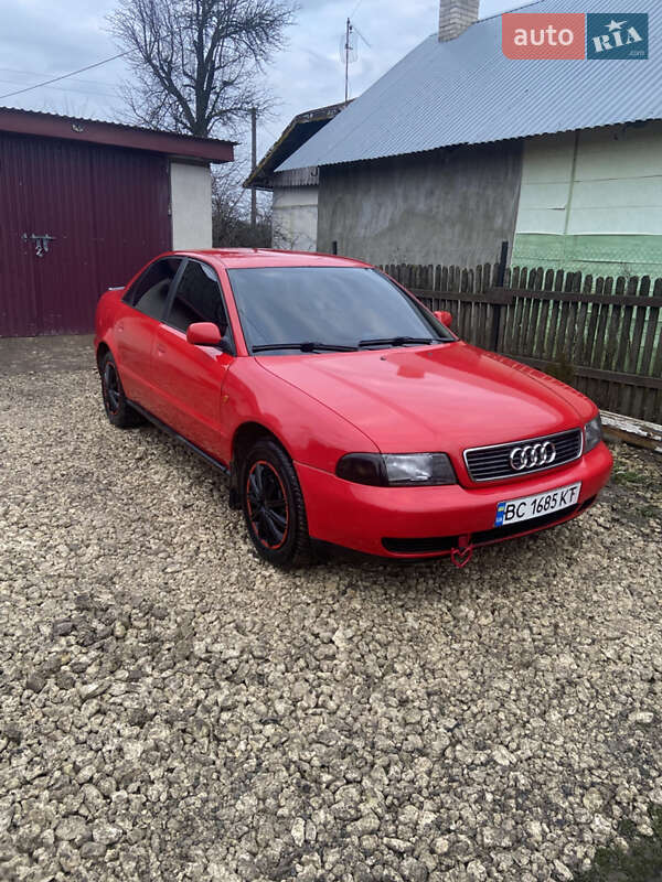 Седан Audi A4 1995 в Тернополе