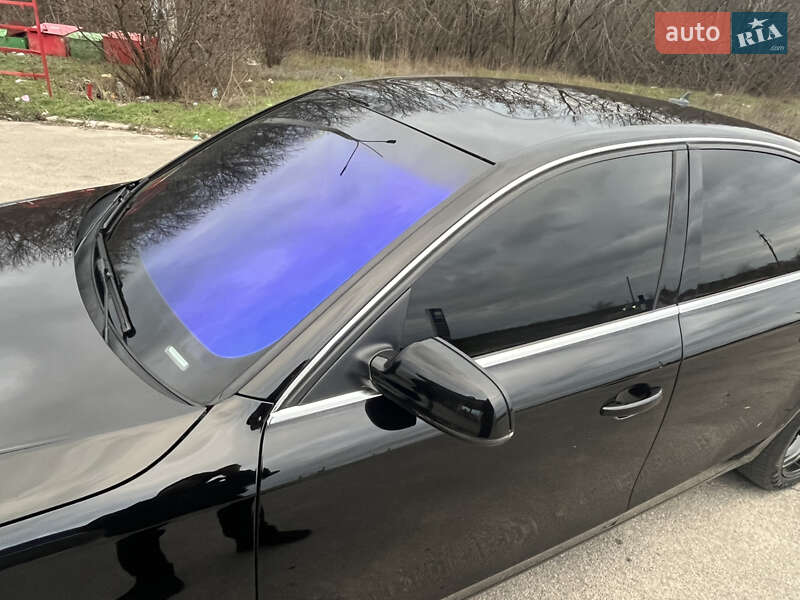 Седан Audi A4 2010 в Каменском