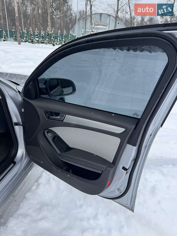 Седан Audi A4 2015 в Харькове