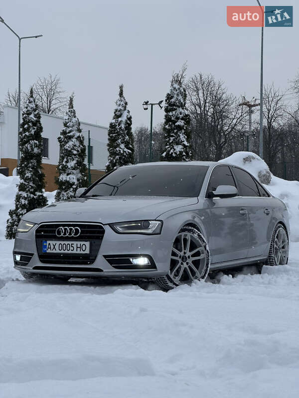 Седан Audi A4 2015 в Харькове