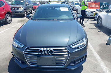 Седан Audi A4 2018 в Львове