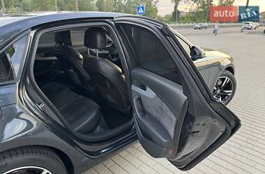 Седан Audi A4 2016 в Житомире