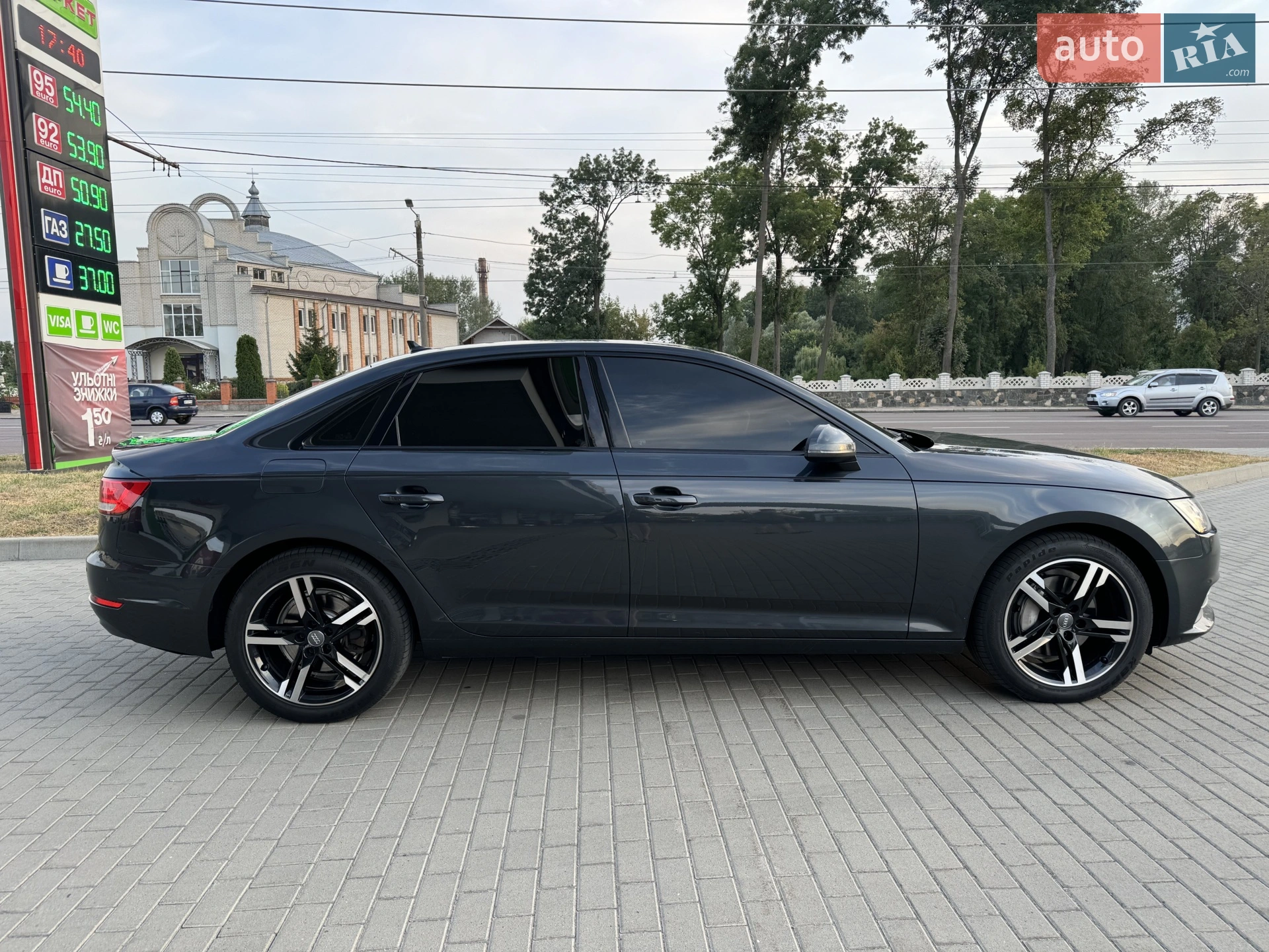 2016 Audi A4 - мініатюра 32