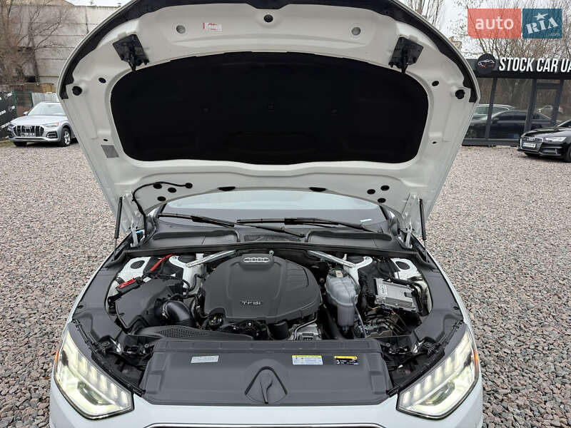 Седан Audi A4 2020 в Києві