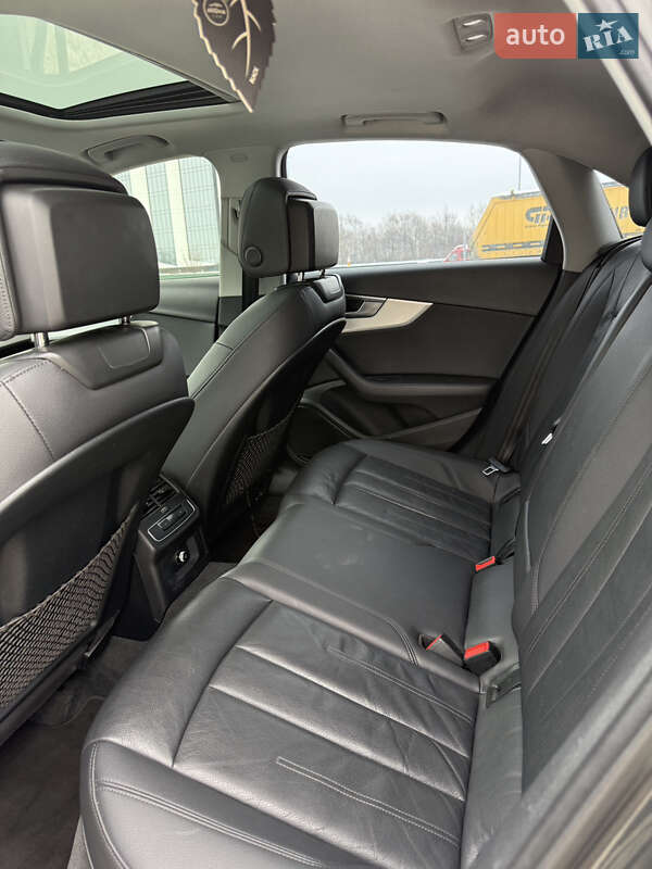 Седан Audi A4 2017 в Києві