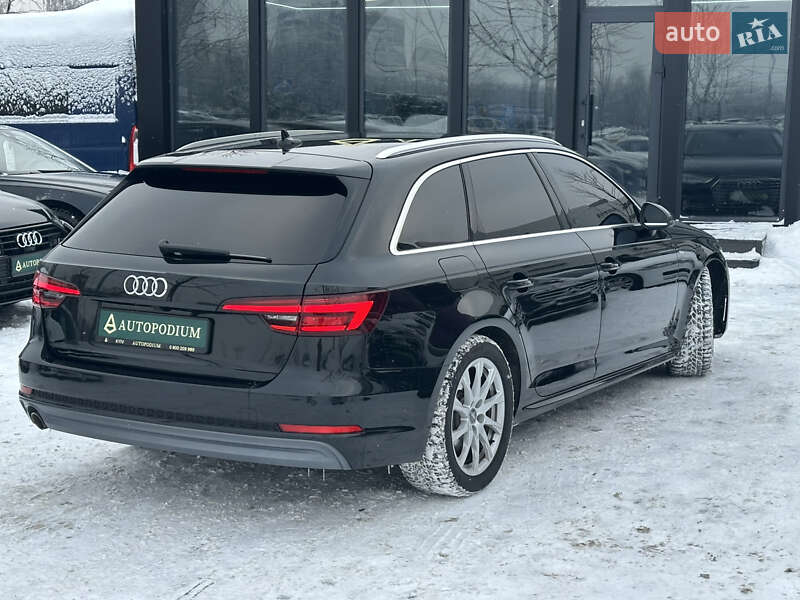 Универсал Audi A4 2018 в Киеве