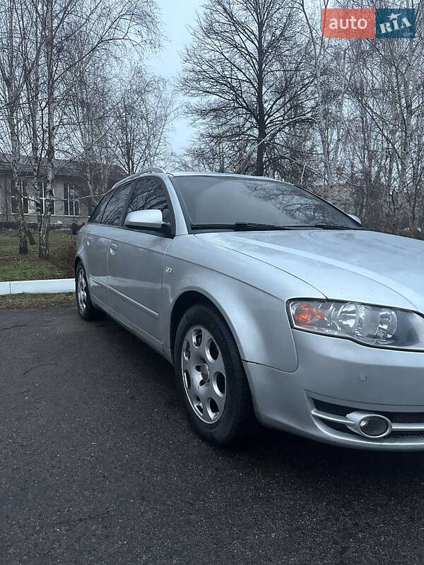 Универсал Audi A4 2005 в Комсомольском