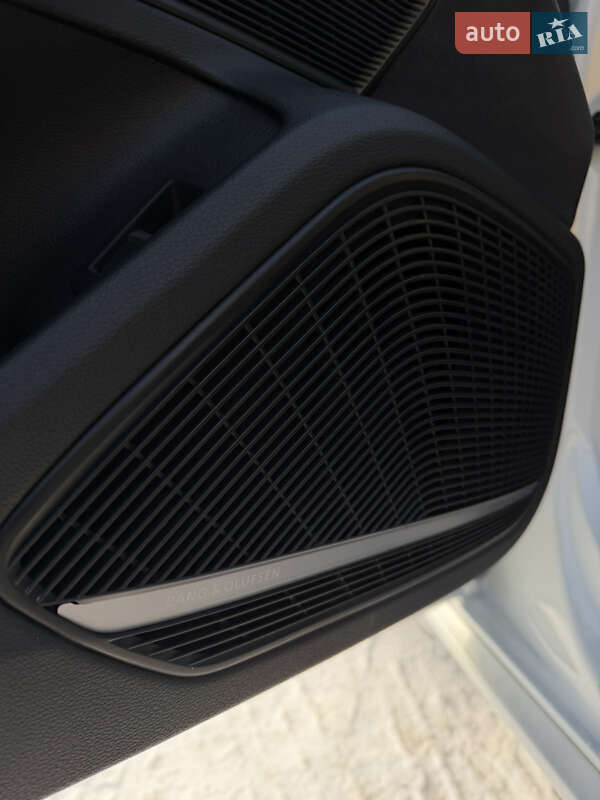 Седан Audi A4 2019 в Киеве