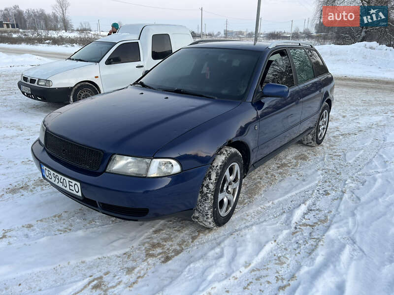 Универсал Audi A4 1998 в Чернигове