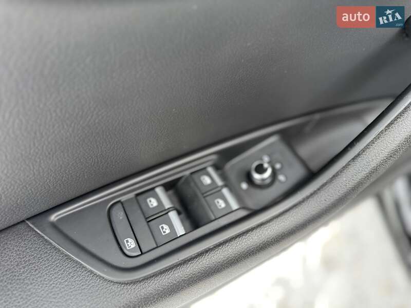 Седан Audi A4 2017 в Кривом Роге