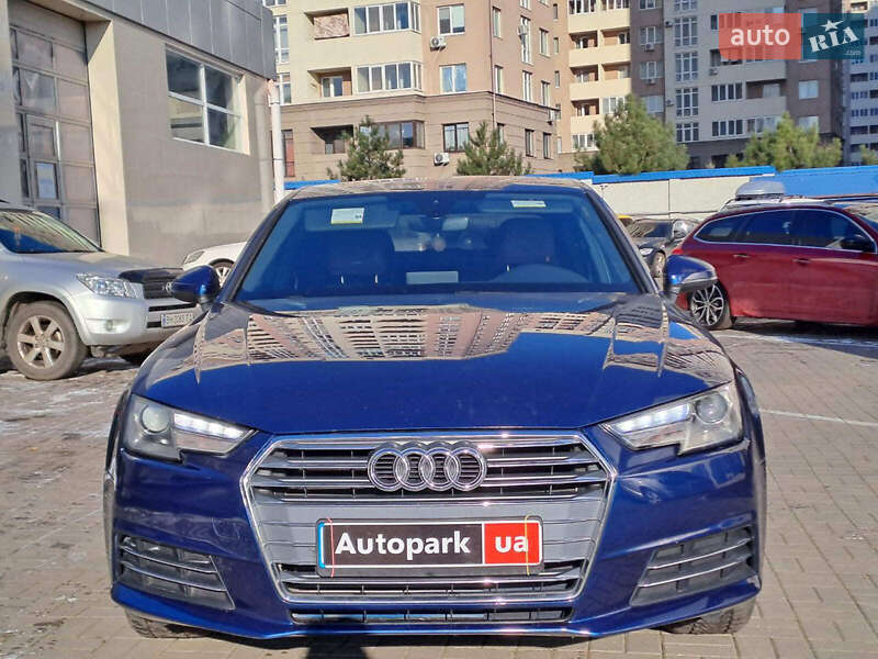 Седан Audi A4 2016 в Одесі