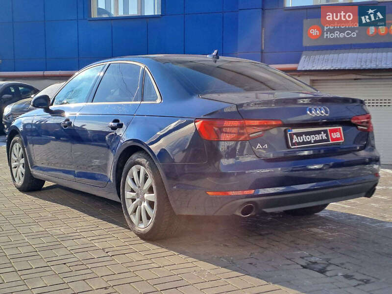 Седан Audi A4 2016 в Одесі