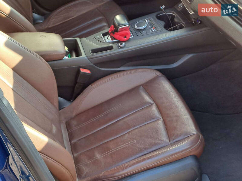 Седан Audi A4 2016 в Одесі