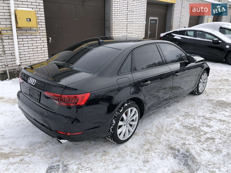 Седан Audi A4 2017 в Ирпене
