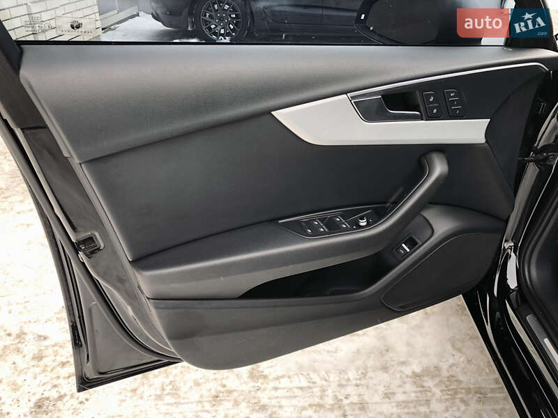 Седан Audi A4 2017 в Ирпене