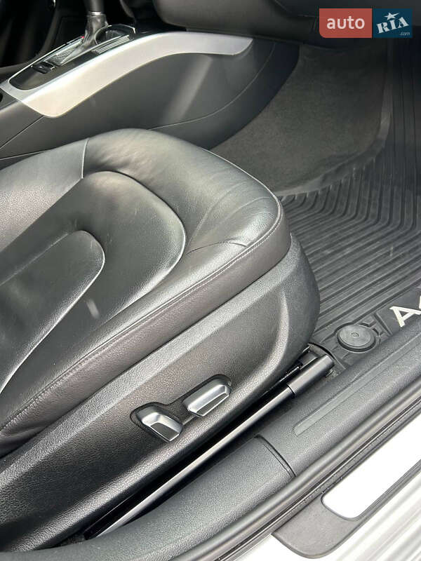 Седан Audi A4 2013 в Харькове