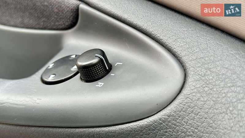 Седан Audi A4 2000 в Вінниці