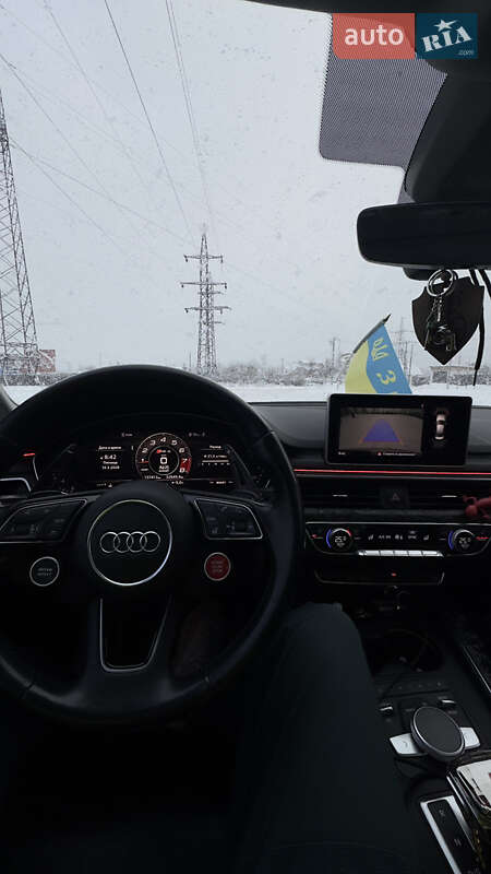 Седан Audi A4 2018 в Буче
