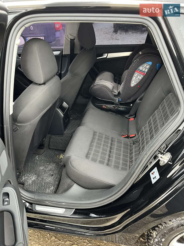 Универсал Audi A4 2011 в Богородчанах