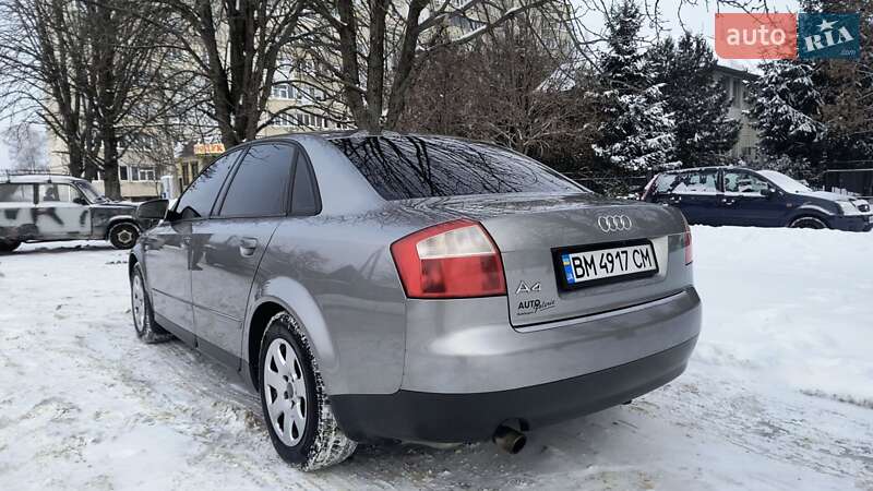 Седан Audi A4 2001 в Чугуеве