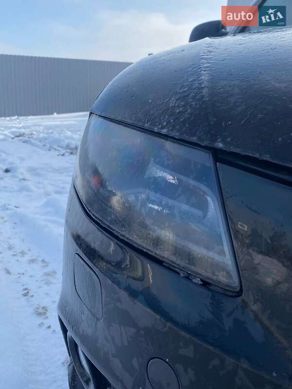 Седан Audi A4 2010 в Виннице