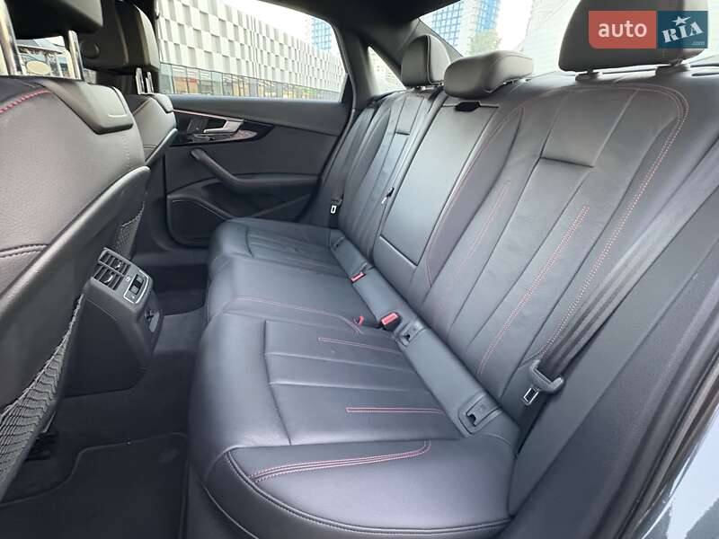 Седан Audi A4 2018 в Одесі