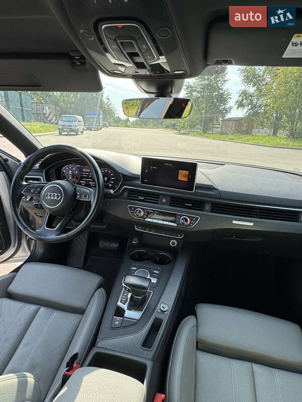 Седан Audi A4 2017 в Чернігові