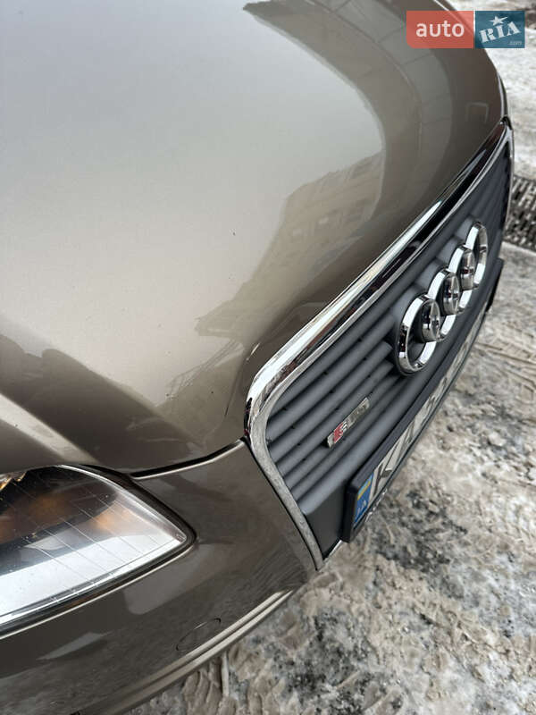 Седан Audi A4 2006 в Києві