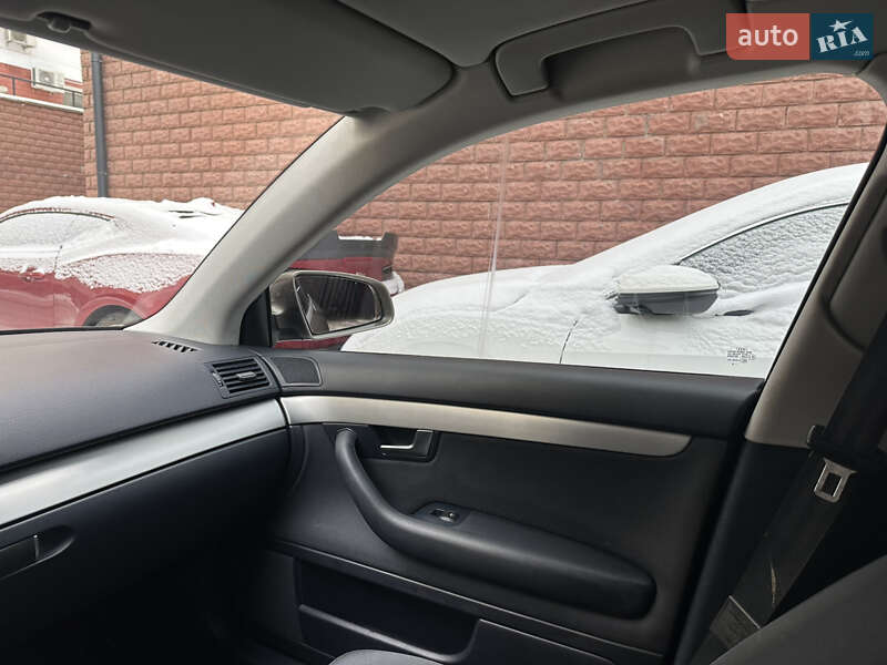 Седан Audi A4 2006 в Києві