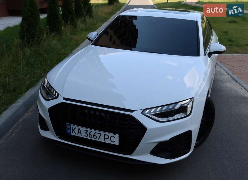 Седан Audi A4 2022 в Киеве