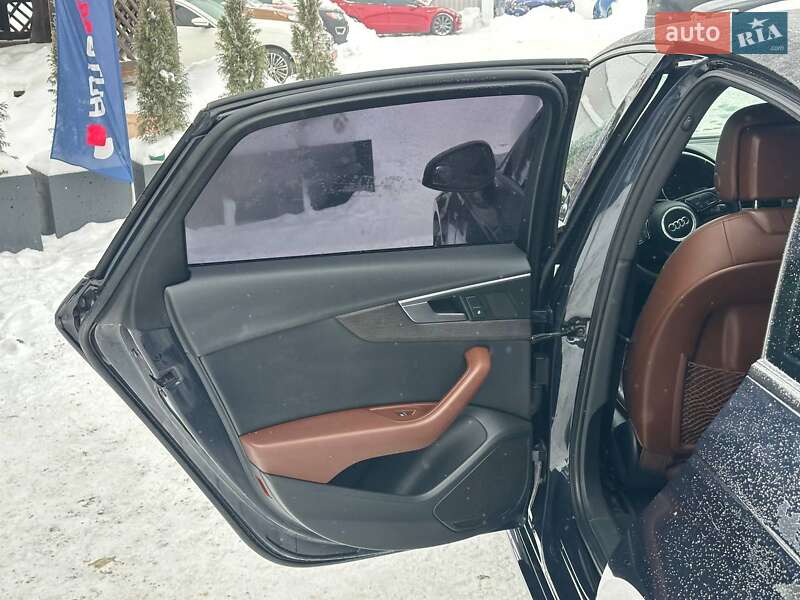 Седан Audi A4 2018 в Луцке