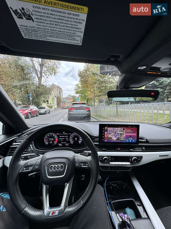 Седан Audi A4 2021 в Днепре