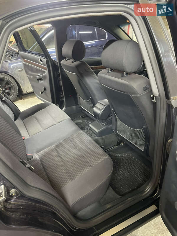 Седан Audi A4 2000 в Виннице