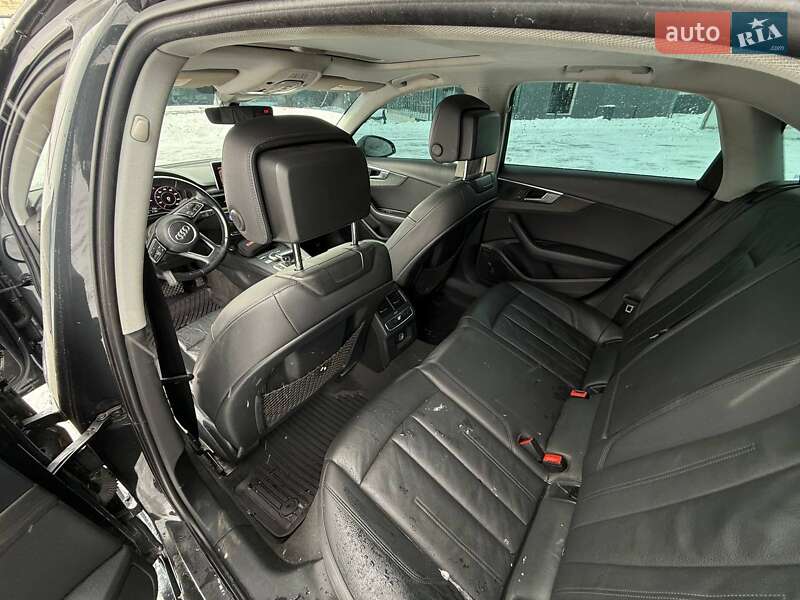 Седан Audi A4 2016 в Луцке