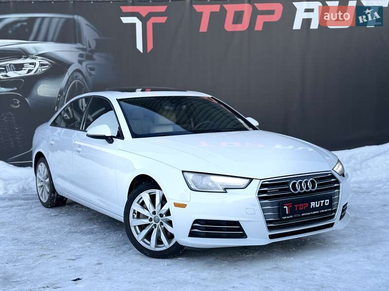 Седан Audi A4 2017 в Львове