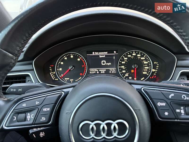 Седан Audi A4 2017 в Львове