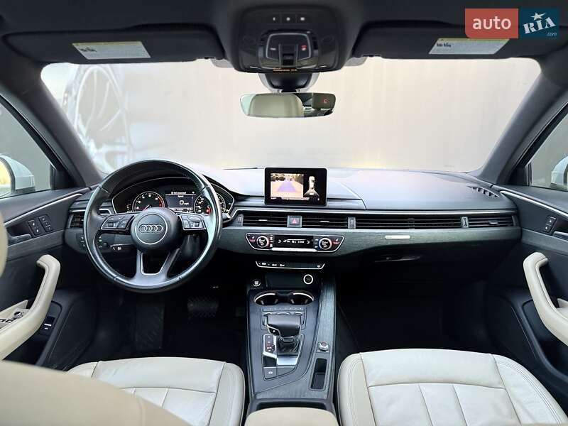 Седан Audi A4 2017 в Львове