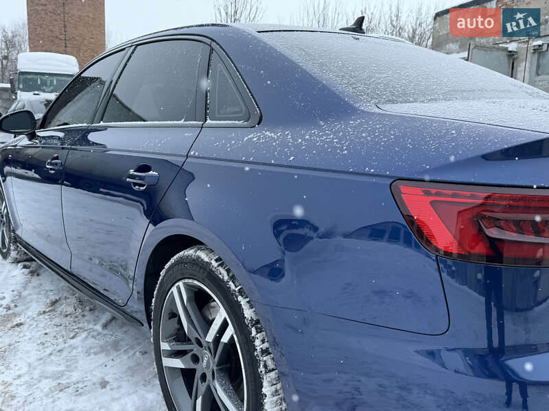 Седан Audi A4 2017 в Хмельницькому