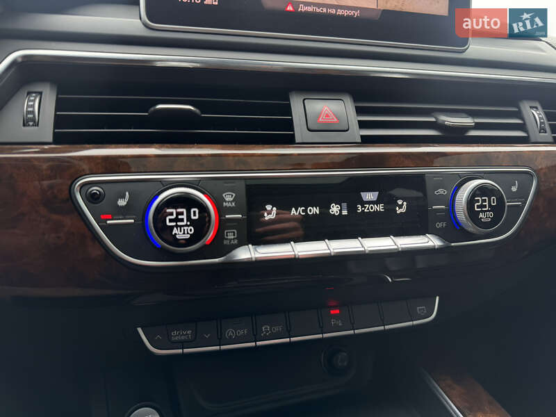 Седан Audi A4 2017 в Хмельницькому