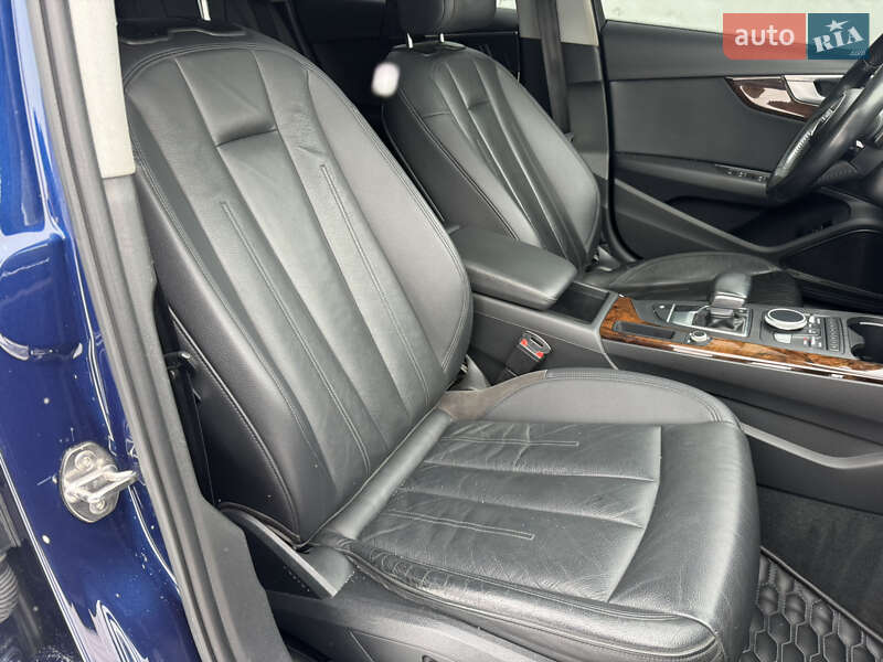 Седан Audi A4 2017 в Хмельницькому