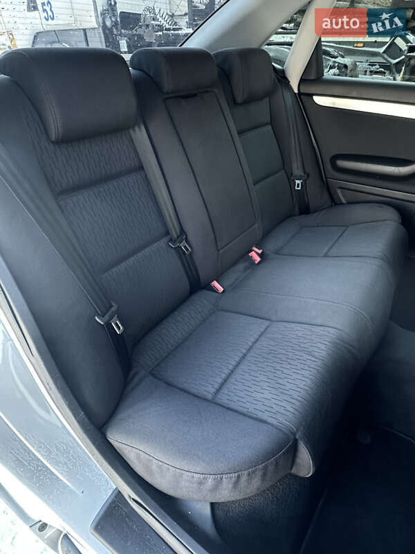 Универсал Audi A4 2005 в Сарнах