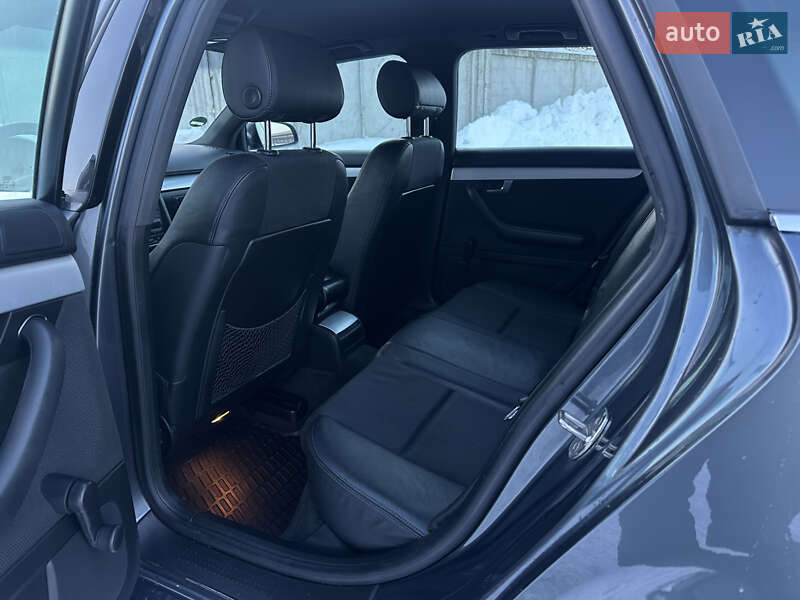 Универсал Audi A4 2004 в Сарнах