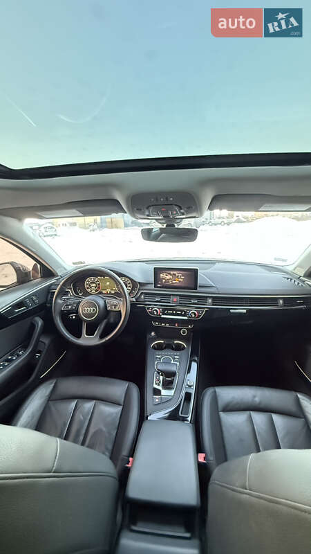 Седан Audi A4 2017 в Львові