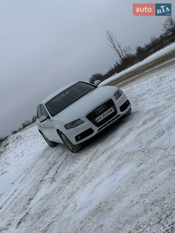 Седан Audi A4 2011 в Балаклії