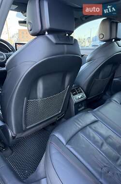 Седан Audi A4 2019 в Ромнах