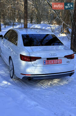 Седан Audi A4 2017 в Киеве