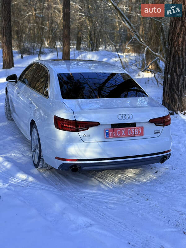 Седан Audi A4 2017 в Києві