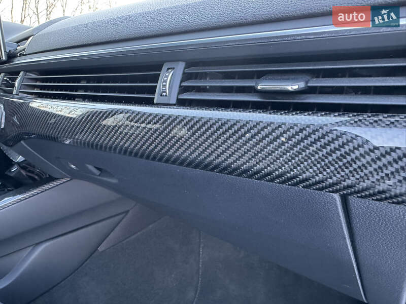 Универсал Audi A4 2019 в Луцке